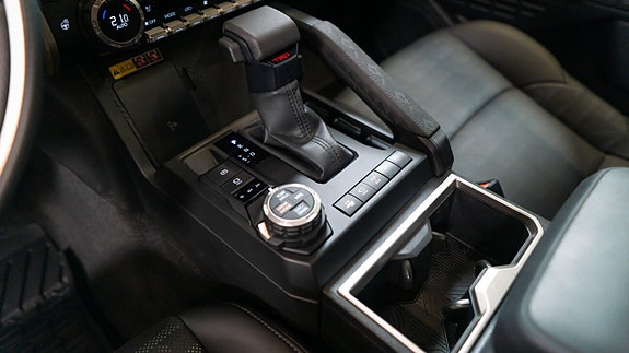 Toyota Tacoma 16 of 16