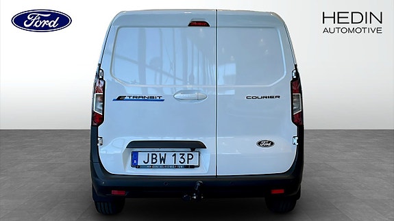 Ford E-Courier 7 of 9
