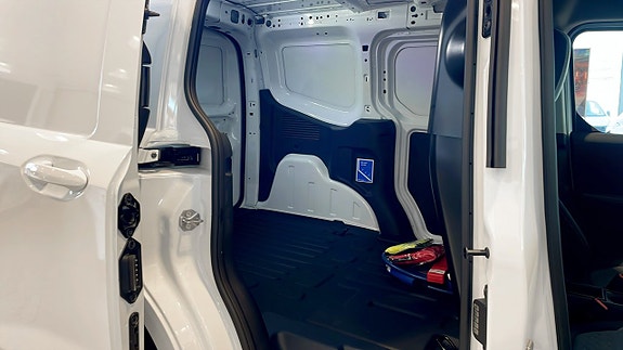 Ford E-Courier 5 of 9