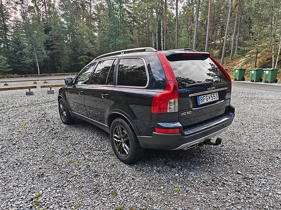 Volvo XC90 5 of 12