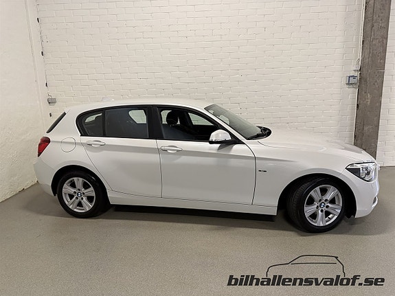 BMW 116d 2 of 11