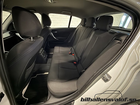 BMW 116d 5 of 11