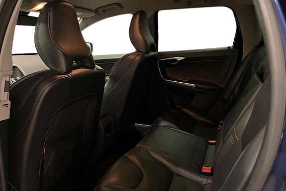 Volvo XC60 20 of 22