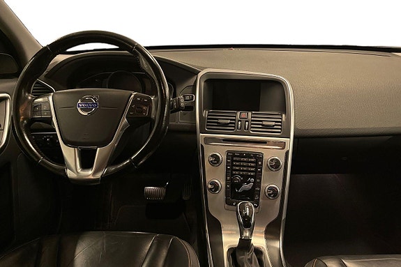 Volvo XC60 12 of 22