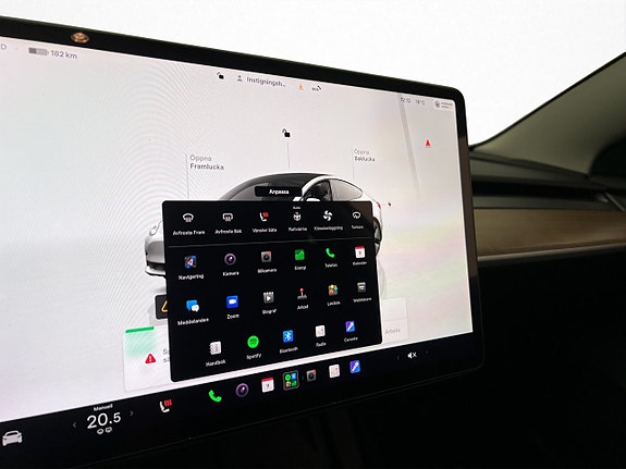 Tesla Model 3 17 of 30