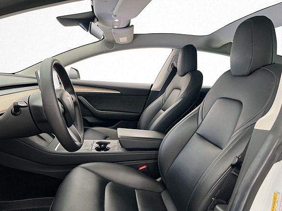 Tesla Model 3 13 of 30
