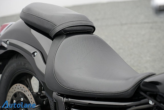 Yamaha XVS950A Midnight Star *Nya Däck 17 of 23