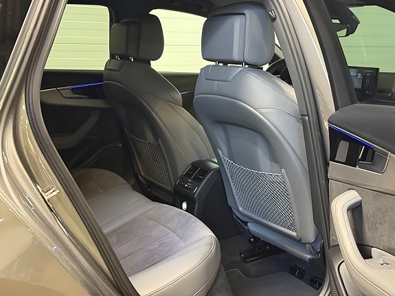 Audi A4 11 of 28