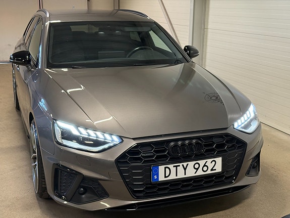 Audi A4 9 of 28