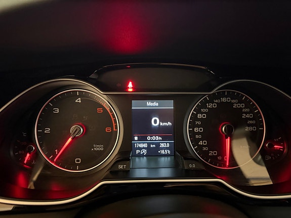 Audi A4 allroad 17 of 22