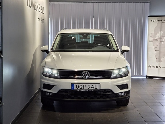 Volkswagen Tiguan 3 of 25