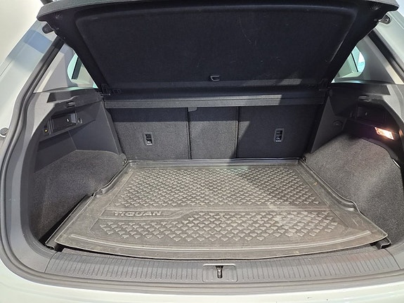 Volkswagen Tiguan 23 of 25