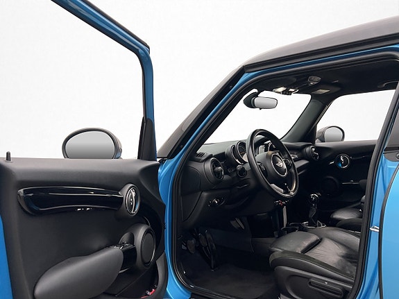MINI Cooper S 9 of 28