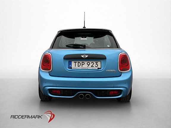 MINI Cooper S 6 of 28