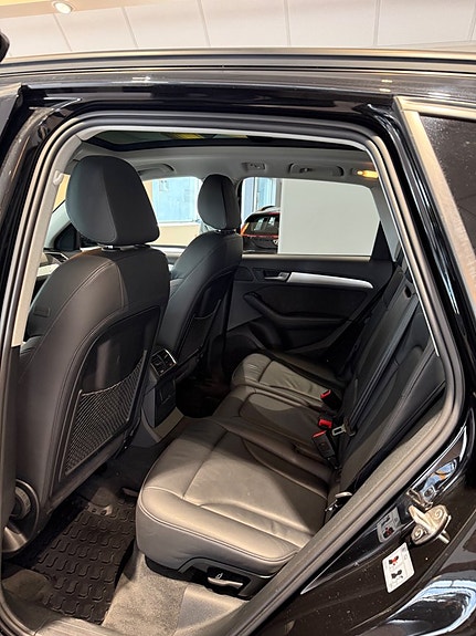 Audi Q5 12 of 19