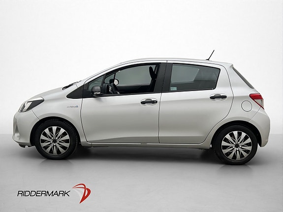 Toyota Yaris 4 of 23