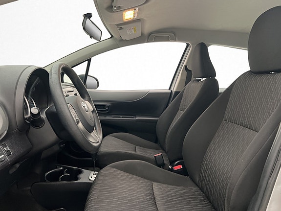 Toyota Yaris 11 of 23