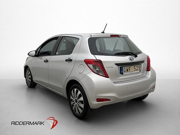 Toyota Yaris 5 of 23