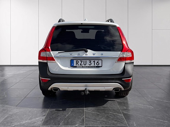 Volvo XC70 6 of 13