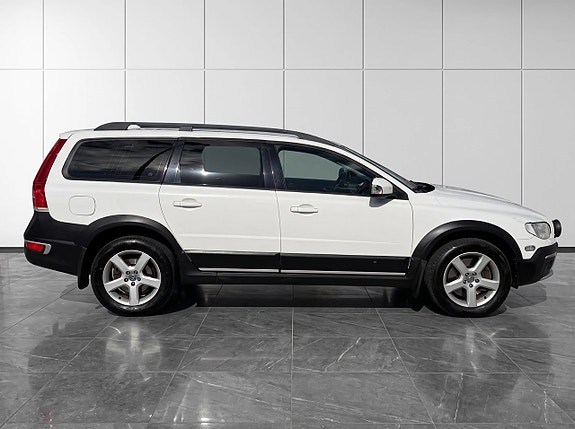 Volvo XC70 4 of 13