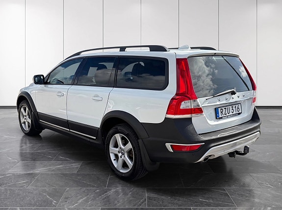 Volvo XC70 3 of 13
