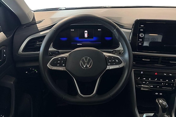 Volkswagen T-Roc 13 of 21