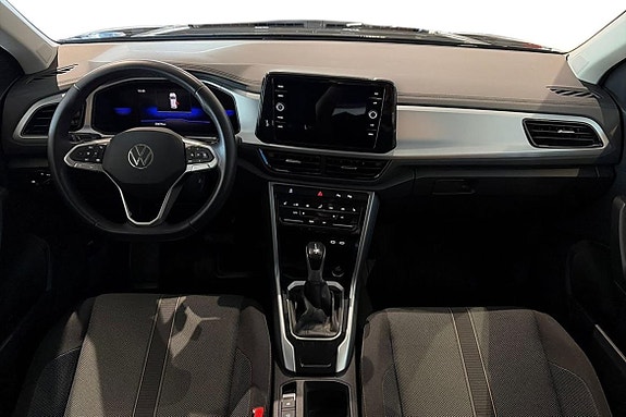 Volkswagen T-Roc 11 of 21
