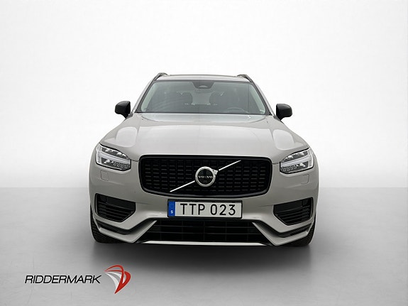 Volvo XC90 4 of 30