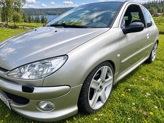 Peugeot 206 4 of 10