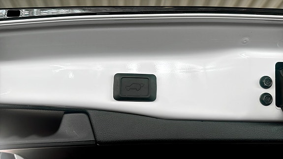 Toyota RAV4 13 of 16