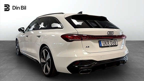 Audi A5 3 of 21