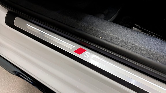 Audi A5 16 of 21