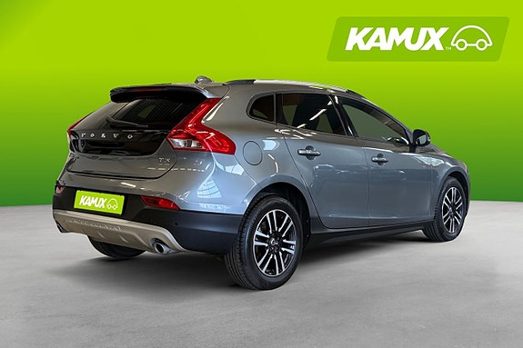 Volvo V40 Cross Country 4 of 20