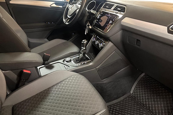 Volkswagen Tiguan 10 of 14