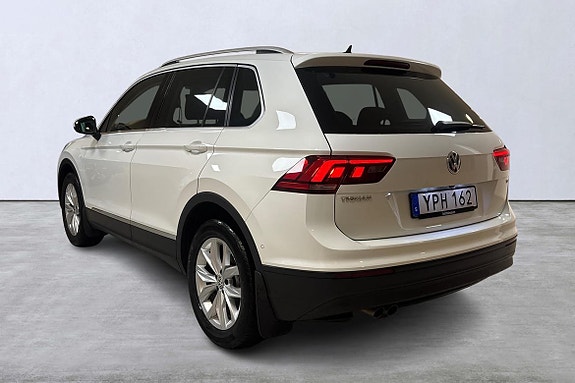Volkswagen Tiguan 4 of 14