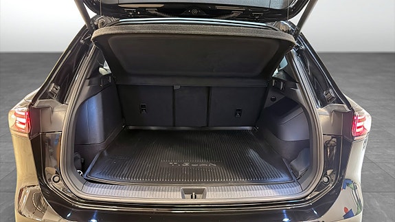 Volkswagen Tiguan 13 of 23