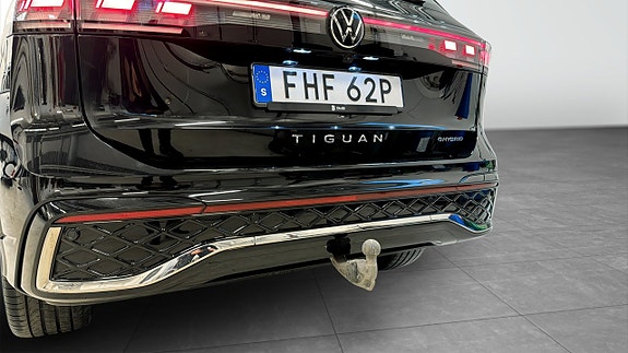 Volkswagen Tiguan 14 of 23