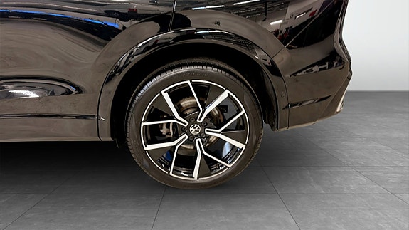 Volkswagen Tiguan 6 of 23