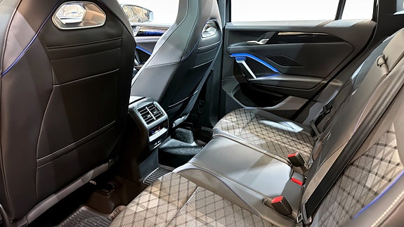 Volkswagen Tiguan 12 of 23