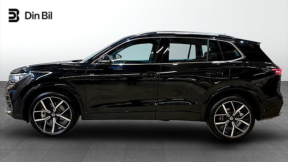 Volkswagen Tiguan 2 of 23