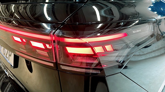 Volkswagen Tiguan 16 of 23