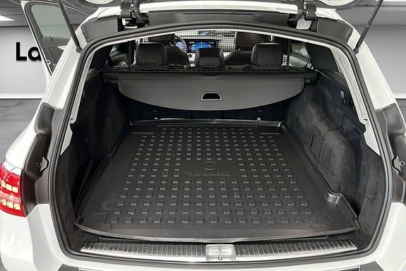 Mercedes-Benz E220 d 14 of 14