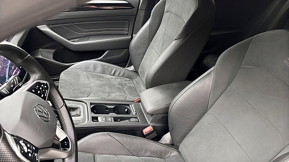 Volkswagen Arteon 8 of 12