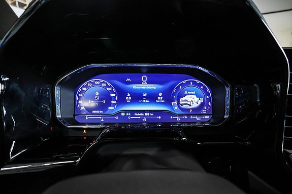 Chevrolet Silverado EV 23 of 30