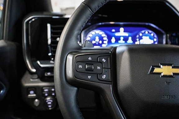 Chevrolet Silverado EV 22 of 30