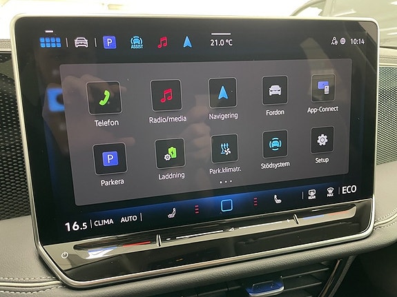 Volkswagen Passat 19 of 19