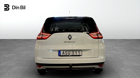 Renault D 5 of 19