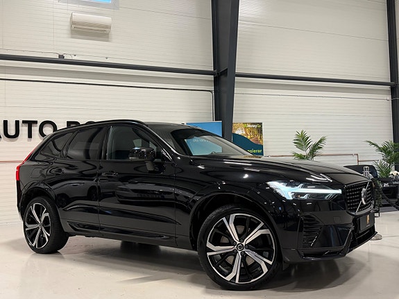 Volvo XC60 2 of 21