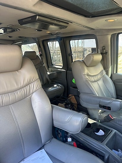 Chevrolet Express 5 of 5