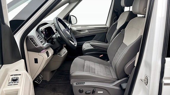Volkswagen Multivan 8 of 12